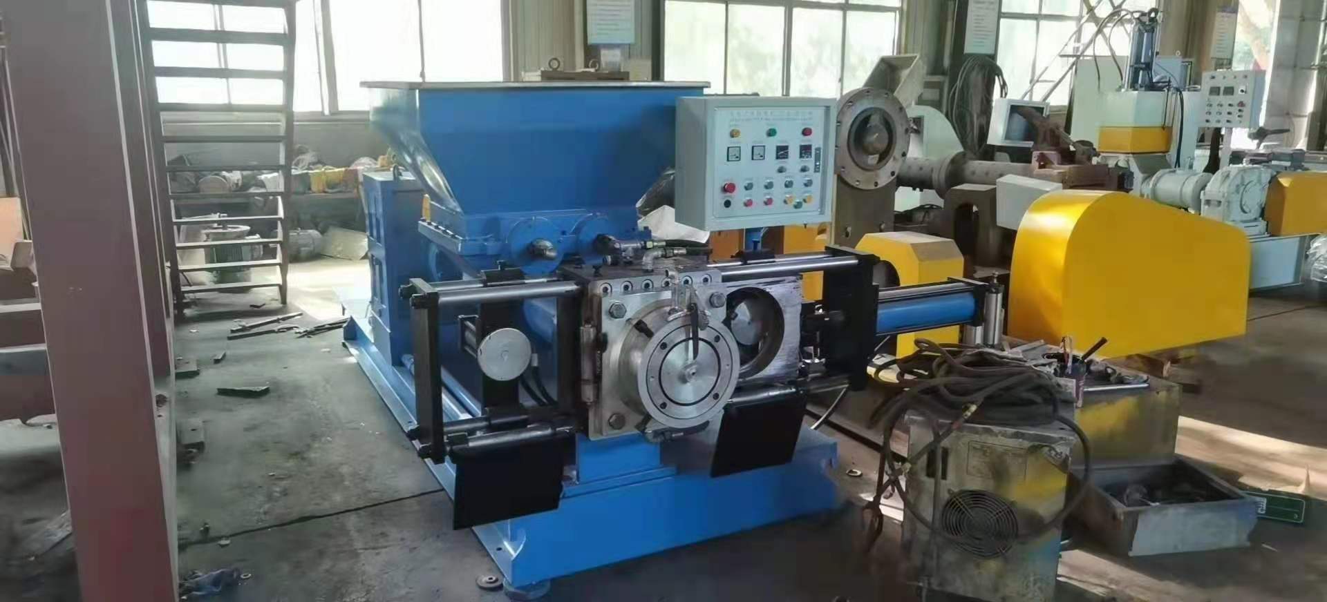濾膠機(jī)操作使用方法是什么？它有這些注意事頂！